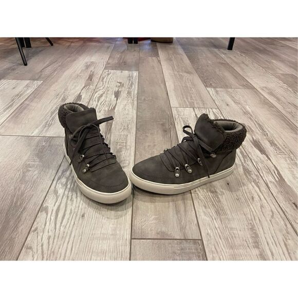Report gray/charcoal boot/tennis shoes, size 7 1/2 - Picture 1 of 12